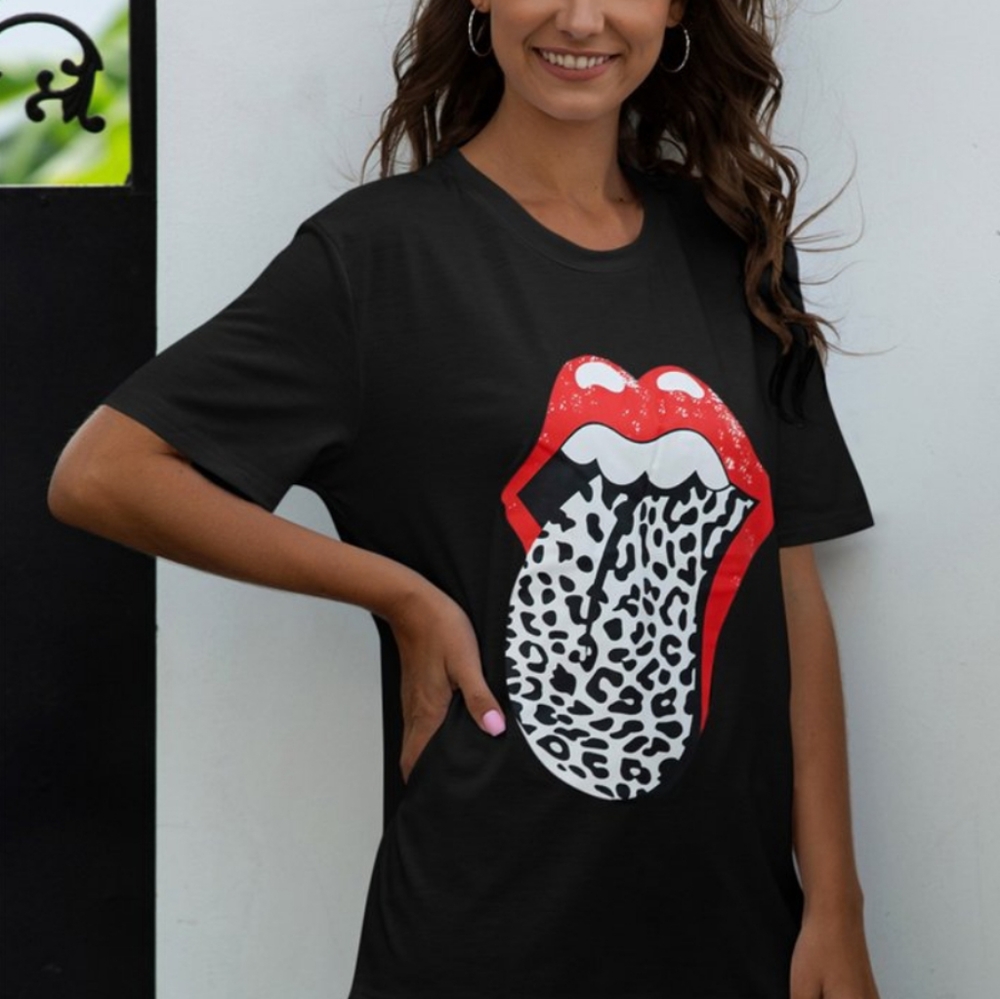 Black Leopard Red Lip Shortsleeve Graphic T-shirt - Picture 2 of 5